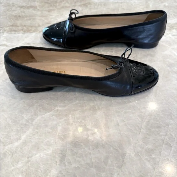 Chanel Black Leather Ballet Flats - Picture 3 of 6
